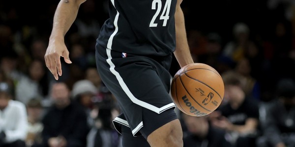 kaiyun下载-托马斯薪水低于中产 可签约任何球队 勇尼骑3支二土球队也能竞争