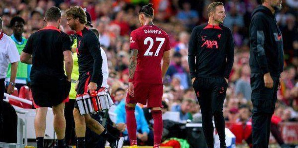 努涅斯主场首秀交直红学费 利物浦平平开局陷被动